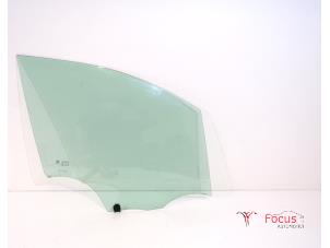 Gebruikte Portierruit 4Deurs rechts-voor Citroen C3 (SX/SW) 1.0 Vti 12V PureTech Prijs € 25,00 Margeregeling aangeboden door Focus Automotive