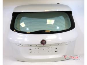 Gebruikte Achterklep Fiat 500X (334) 1.6 E-torq 16V Prijs € 395,00 Margeregeling aangeboden door Focus Automotive