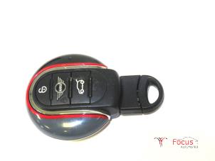 Gebruikte Sleutel Mini Mini (F56) 1.5 12V Cooper Prijs € 30,00 Margeregeling aangeboden door Focus Automotive