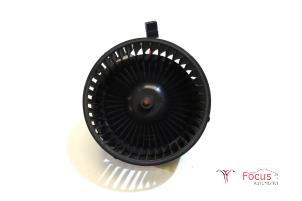 Gebruikte Kachel Ventilatiemotor Mini Mini (F56) 1.5 12V Cooper Prijs € 35,00 Margeregeling aangeboden door Focus Automotive