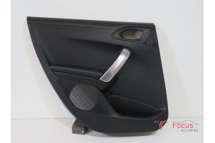 Gebruikte Deurbekleding 4Deurs links-achter Peugeot 2008 (CU) 1.2 12V e-THP PureTech 110 Prijs € 75,00 Margeregeling aangeboden door Focus Automotive
