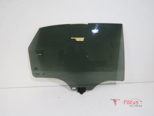 Gebruikte Deurruit 4Deurs rechts-achter Kia Ceed (CDB5/CDBB) 1.0i T-GDi 12V Prijs € 39,95 Margeregeling aangeboden door Focus Automotive