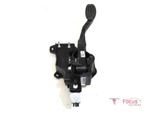 Gebruikte Rempedaal Peugeot 208 II (UB/UH/UP) 1.2 Vti 12V PureTech 75 Prijs € 55,00 Margeregeling aangeboden door Focus Automotive