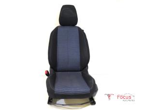 Gebruikte Stoel links Peugeot 208 II (UB/UH/UP) 1.2 Vti 12V PureTech 75 Prijs € 150,00 Margeregeling aangeboden door Focus Automotive