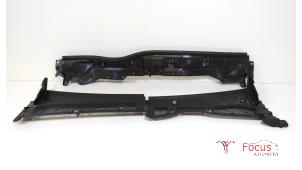 Gebruikte Paravan Opel Corsa F (UB/UH/UP) 1.2 12V 75 Prijs € 74,95 Margeregeling aangeboden door Focus Automotive