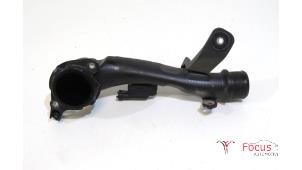 Gebruikte Intercooler Buis Fiat 500 (312) 0.9 TwinAir 85 Prijs € 24,95 Margeregeling aangeboden door Focus Automotive