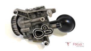 Gebruikte Oliepomp Opel Astra K 1.2 Turbo 12V Prijs € 124,50 Margeregeling aangeboden door Focus Automotive