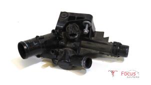 Gebruikte Thermostaathuis Opel Astra K 1.2 Turbo 12V Prijs € 24,95 Margeregeling aangeboden door Focus Automotive