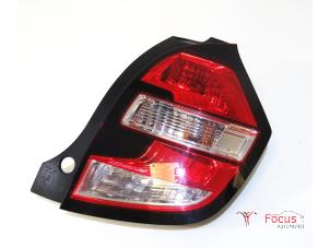 Gebruikte Achterlicht rechts Renault Twingo III (AH) 1.0 SCe 70 12V Prijs € 34,95 Margeregeling aangeboden door Focus Automotive