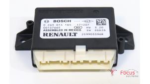 Gebruikte PDC Module Renault Scénic IV (RFAJ) 1.3 TCE 140 16V Prijs € 39,95 Margeregeling aangeboden door Focus Automotive