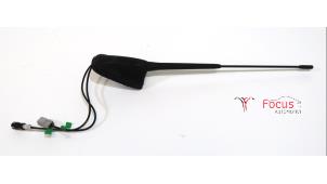 Gebruikte Antenne Citroen Berlingo Cinqspace, Multispace 1.2 12V PureTech 110 Prijs € 25,00 Margeregeling aangeboden door Focus Automotive