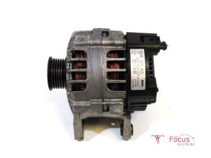 Gebruikte Dynamo Volkswagen Polo V (6R) 1.2 12V BlueMotion Technology Prijs € 34,95 Margeregeling aangeboden door Focus Automotive