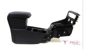 Gebruikte Middenconsoles Ford EcoSport (JK8) 1.0 EcoBoost 12V 125 Prijs € 125,00 Margeregeling aangeboden door Focus Automotive