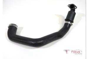 Gebruikte Intercooler Slang Ford EcoSport (JK8) 1.0 EcoBoost 12V 125 Prijs € 25,00 Margeregeling aangeboden door Focus Automotive