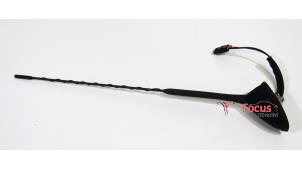 Gebruikte Antenne Ford Focus 3 1.0 Ti-VCT EcoBoost 12V 125 Prijs € 19,95 Margeregeling aangeboden door Focus Automotive