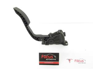 Gebruikte Sensor Gaspedaalpositie Renault Twingo II (CN) 1.5 dCi 85 Prijs € 9,95 Margeregeling aangeboden door Focus Automotive