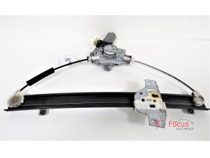Gebruikte Ruitmechaniek 4Deurs rechts-voor Hyundai Getz 1.1i 12V Prijs € 20,00 Margeregeling aangeboden door Focus Automotive