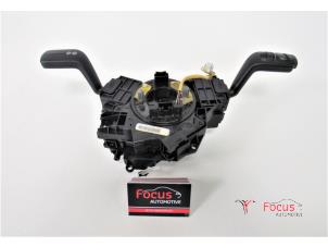 Gebruikte Combischakelaar Stuurkolom Ford Transit 2.4 TDCi 16V Prijs € 25,00 Margeregeling aangeboden door Focus Automotive