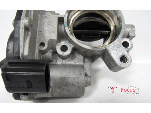 Gebruikte Gasklephuis Opel Corsa D 1.3 CDTi 16V ecoFLEX Prijs € 50,00 Margeregeling aangeboden door Focus Automotive