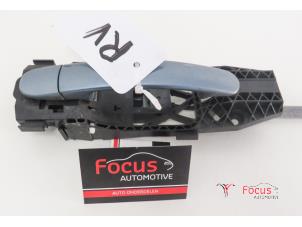 Gebruikte Portiergreep 4Deurs rechts-voor Skoda Fabia II Combi 1.6 TDI 16V 90 Prijs € 15,00 Margeregeling aangeboden door Focus Automotive
