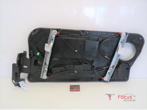 Gebruikte Raammechaniek 2Deurs links-voor Ford Fiesta 6 (JA8) 1.6 TDCi 16V 95 Prijs € 25,00 Margeregeling aangeboden door Focus Automotive