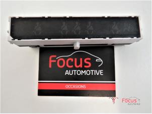 Gebruikte Display Interieur Peugeot 207/207+ (WA/WC/WM) 1.4 16V VTi Prijs € 7,50 Margeregeling aangeboden door Focus Automotive
