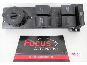 Gebruikte Combischakelaar ramen Ford Focus C-Max 1.8 TDCi 16V Prijs € 35,00 Margeregeling aangeboden door Focus Automotive
