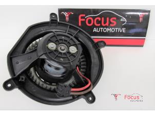 Gebruikte Chaufage Ventilatiemotor Mercedes CLS (C219) 500 5.0 V8 24V Prijs € 49,95 Margeregeling aangeboden door Focus Automotive