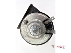 Gebruikte Claxon Fiat Doblo (223A/119) 1.3 JTD 16V Multijet DPF Prijs € 15,00 Margeregeling aangeboden door Focus Automotive