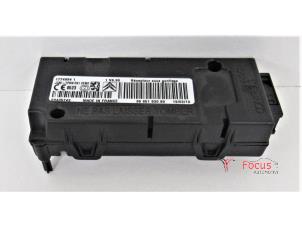 Gebruikte Bandenspanning module Peugeot 3008 I (0U/HU) 1.6 HDiF 16V Prijs € 30,00 Margeregeling aangeboden door Focus Automotive