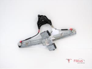 Gebruikte Ruitmechaniek 4Deurs links-voor Ford Fiesta 6 (JA8) 1.6 TDCi 16V ECOnetic Prijs € 30,00 Margeregeling aangeboden door Focus Automotive