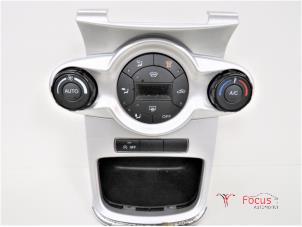 Gebruikte Kachel Bedieningspaneel Ford Fiesta 6 (JA8) 1.6 TDCi 16V ECOnetic Prijs € 45,00 Margeregeling aangeboden door Focus Automotive