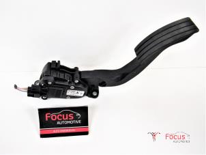 Gebruikte Gaspedaalpositie Sensor Renault Twingo II (CN) 1.2 Prijs € 20,00 Margeregeling aangeboden door Focus Automotive