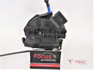 Gebruikte Slotmechaniek Portier 4Deurs rechts-voor Ford Fiesta 6 (JA8) 1.6 TDCi 16V 90 Prijs € 20,00 Margeregeling aangeboden door Focus Automotive