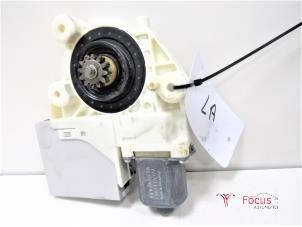 Gebruikte Motor electrisch raam Ford Focus 2 1.8 TDCi 16V Prijs € 40,00 Margeregeling aangeboden door Focus Automotive