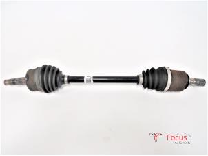 Gebruikte Steekas links-voor Opel Corsa D 1.0 Prijs € 20,00 Margeregeling aangeboden door Focus Automotive