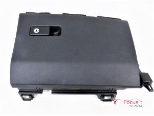 Gebruikte Dashboardkastje Kia Sportage (QL) 2.0 CRDi 185 16V VGT 4x4 Prijs € 75,00 Margeregeling aangeboden door Focus Automotive
