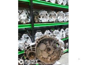 Gereviseerde Versnellingsbak Volkswagen Touran (1T3) 2.0 TDI 16V 140 Prijs op aanvraag aangeboden door First Transmissie