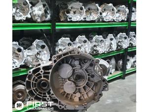 Gereviseerde Versnellingsbak Volkswagen Passat Variant (365) 2.0 TDI 16V 135 Prijs op aanvraag aangeboden door First Transmissie