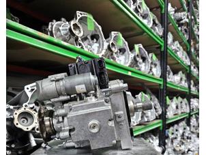 Gebruikte Tussenbak 4x4 Volkswagen Golf VII (AUA) 2.0 GTI 16V Performance Package Prijs op aanvraag aangeboden door First Transmissie