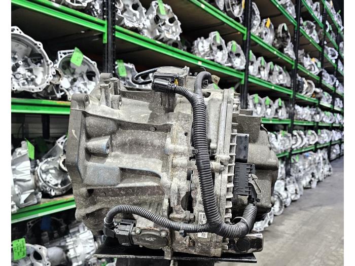 Versnellingsbak van een Ford Focus 3 Wagon 1.6 Ti-VCT 16V 125 2012