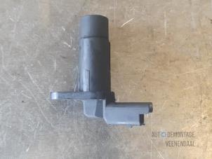 Gebruikte Krukas sensor Renault Clio III (BR/CR) 1.5 dCi 85 Prijs € 70,00 Margeregeling aangeboden door Autodeleninkleur