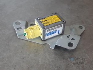 Gebruikte Airbag Sensor Daihatsu Sirion/Storia (M1) 1.0 12V DVVT Prijs € 20,00 Margeregeling aangeboden door Autodeleninkleur