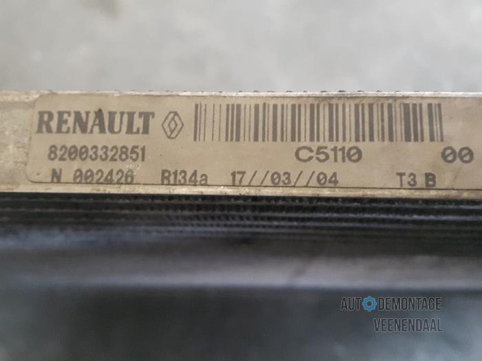 Airco Condensor van een Renault Espace (JK) 2.2 dCi 16V 2004