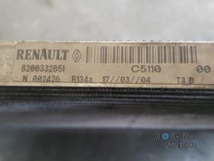 Airco Condensor van een Renault Espace (JK) 2.2 dCi 16V 2004