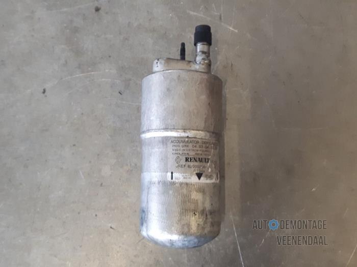 Gebruikte Airco Droger Renault Espace (JK) 2.2 dCi 16V Prijs € 8,00 Margeregeling aangeboden door Autodeleninkleur