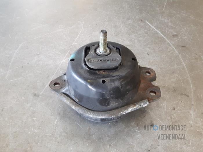 Gebruikte Motorrubber Renault Espace (JK) 3.5 V6 24V Grand Espace Prijs € 15,40 Margeregeling aangeboden door Autodeleninkleur