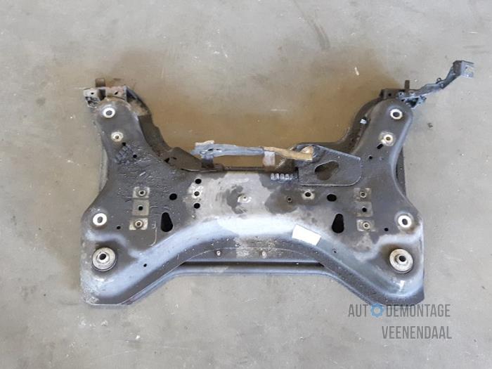 Gebruikte Subframe Renault Espace (JK) 3.5 V6 24V Grand Espace Prijs € 49,50 Margeregeling aangeboden door Autodeleninkleur