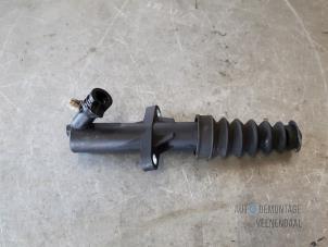 Gebruikte Koppeling Hulp Cilinder Peugeot 208 I (CA/CC/CK/CL) 1.6 e-HDi FAP Prijs € 22,00 Margeregeling aangeboden door Autodeleninkleur