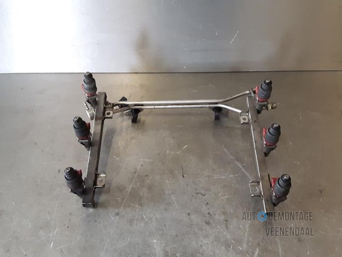 Gebruikte Common rail (Injectie) Volkswagen Passat Variant Syncro/4Motion (3B5) 2.8 30V Syncro Prijs € 71,50 Margeregeling aangeboden door Autodeleninkleur
